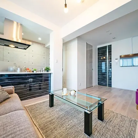 Grandouce Nishi-Tengachaya Apartment
